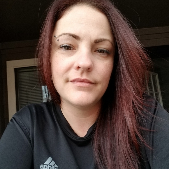 Nice to meet you, we're Aaron & Katie - Picture 7 of 15